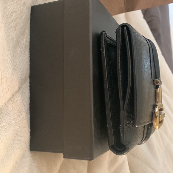 Gucci black and gold wallet - Picture 8 of 8